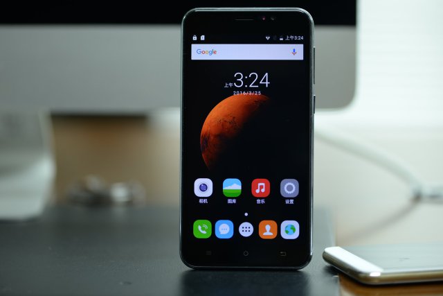 Китайский производитель Cubot представил смартфон Dinosaur