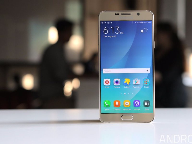 Владельцам Samsung Galaxy Note 7  просят воздержаться от использования устройств